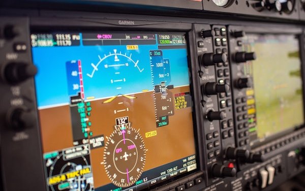 10 Popular Apps Used by Pilots and Aviation Geeks