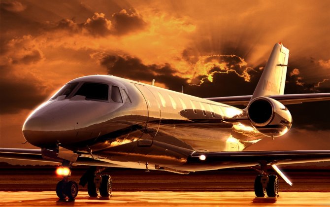 Feel yourself a Jet Hunter.