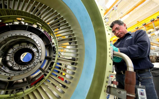 StandardAero Signs Long-Term APU Maintenance Agreement with Mandarin Airlines