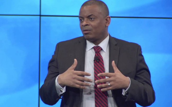 U.S. Transportation secretary Foxx announces $5.5m in grants