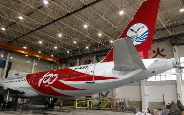 Sichuan Airlines A321 with Special 100th Aircraft Livery Unveiled