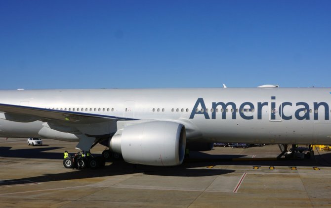 AA Flight Makes Emergency Landing After Cabin Fills With Smoke