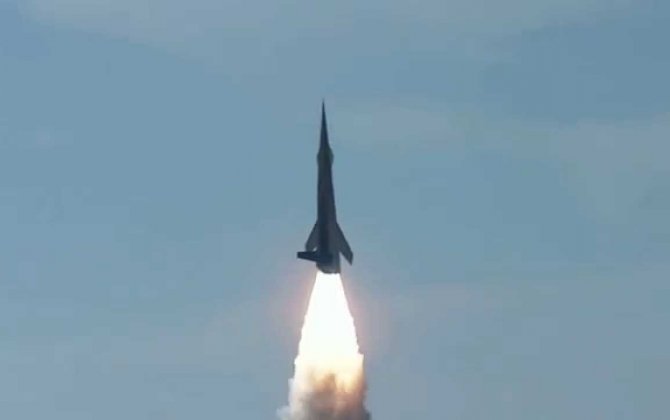 China conducts test flight of world's fastest aircraft