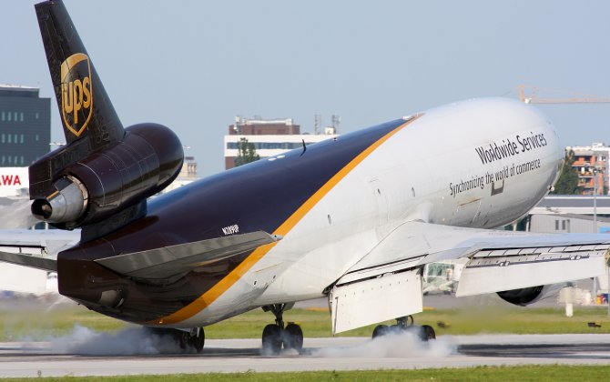 Incident: UPS MD11 over Atlantic on Sep. 25, Engine Shut Down in Flight