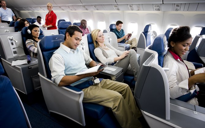 Yes, People Still Get Flight Upgrades Just for Being "Nice"