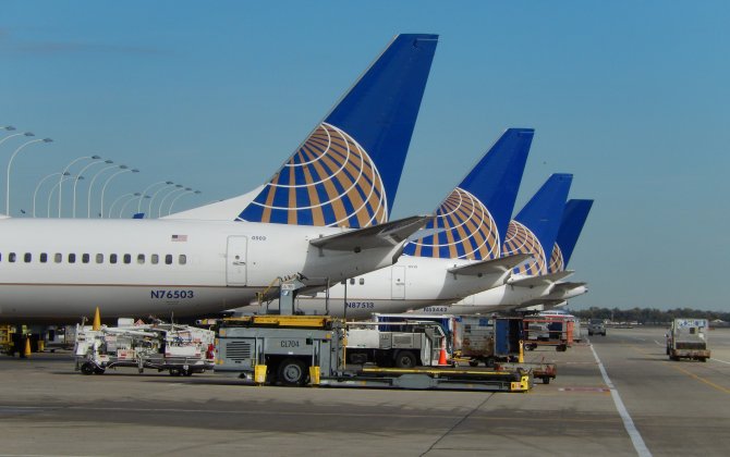 United Airlines' acting CEO aims to reassure investors amid strong results