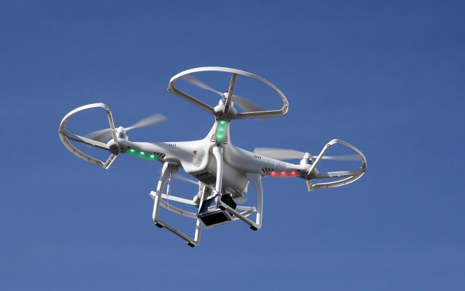 Wal-Mart Seeks to Test Drones for Home Delivery, Pickup