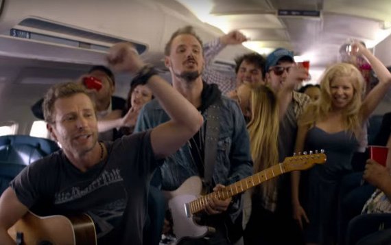 Dierks Bentely to speak at NBAA: Getting drunk about planes