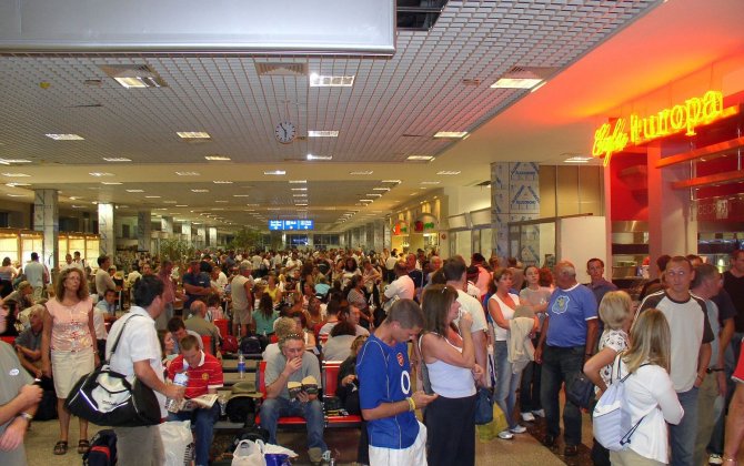British airliners on standby for stranded tourists in Egypt