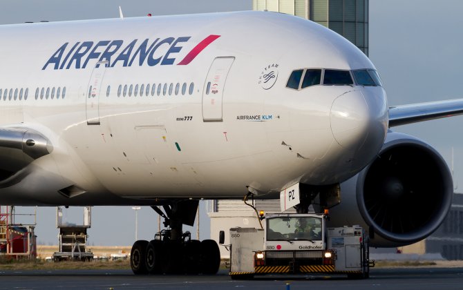 Air France B772 Near St. Petersburg on Nov. 30, 2015, Engine Shut Down in Flight