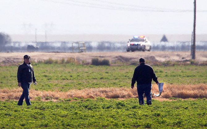 5 bodies found in plane wreckage in California orchard 