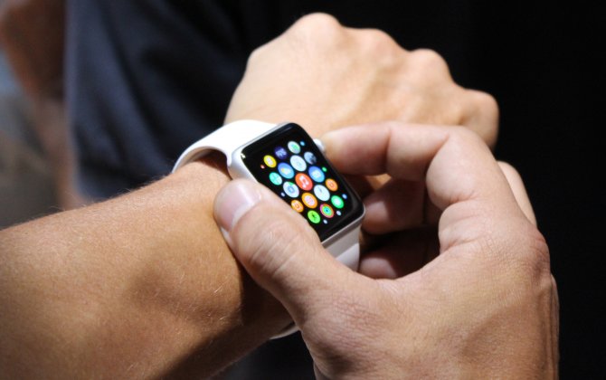 British Airways embraces Apple Watch technology