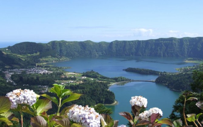 airberlin expands service to the Azores