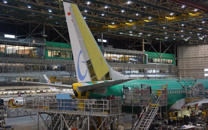 Boeing to Roll Out 737 Max Jetliner with Little Fanfare