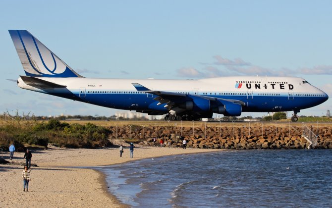 United Airlines to Stop Flying to Dubai