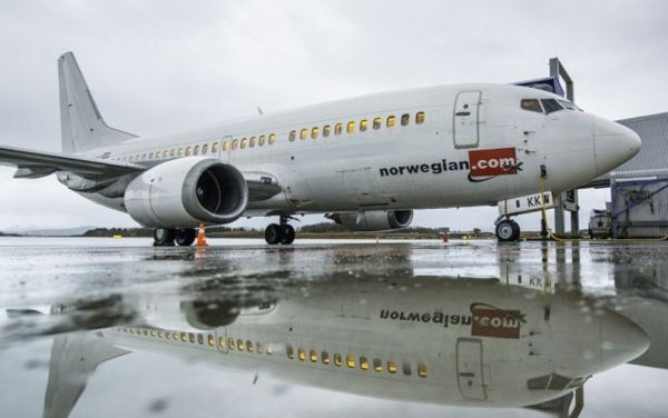 Norwegian Retires the Boeing 737-300 on Its Final Flight from the UK