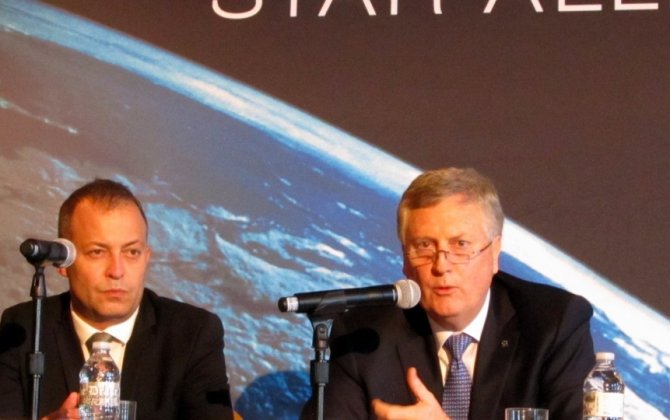Star Alliance Welcomes Friends of the Family
