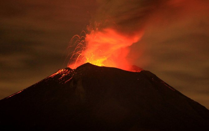 How the 1989 Mount Redoubt eruption changed aviation