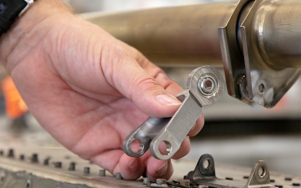A milestone in additive manufacturing - Lufthansa Technik and Premium AEROTEC 