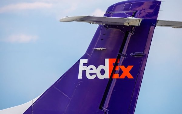 ACIA Aero Leasing signs agreement for sale of first ATR72-600 Large Cargo Door Freighter to FedEx