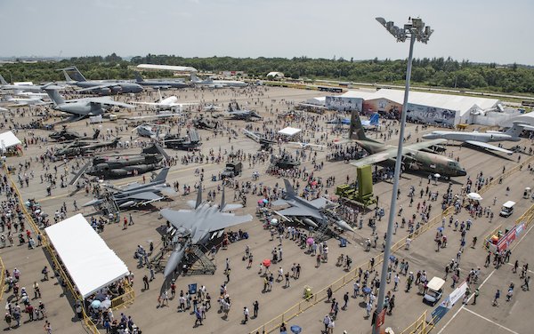 Aerial Display Teams To Soar At Singapore Airshow 2020