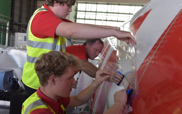 AeroSHARK from Lufthansa Technik and BASF now certified for Boeing 777