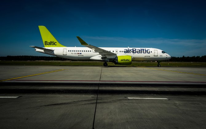 airBaltic Carries Over 450 000 Passengers in July