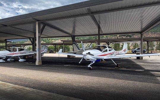 Aspen Flight Academy welcomes two new DA40 NG