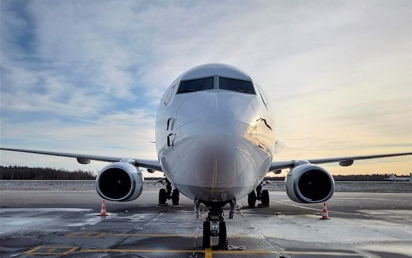 AviaAM Leasing acquires Boeing 737-800 for Passenger-to-Freighter conversion
