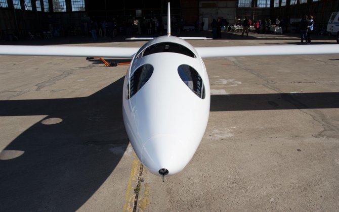 Aviation on Mars? Airbus Perlan 2 Glider To Help Test Its Limits