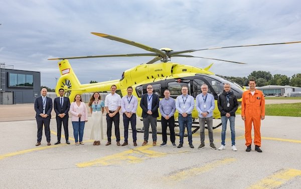 Avincis takes delivery of two five-bladed H145s destined for emergency medical services operations in Italy and Sweden