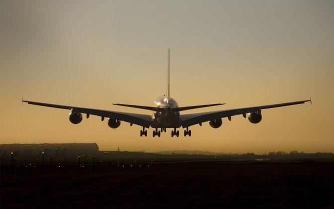 Big Airplanes Are Getting Their First CO2 Limits Ever