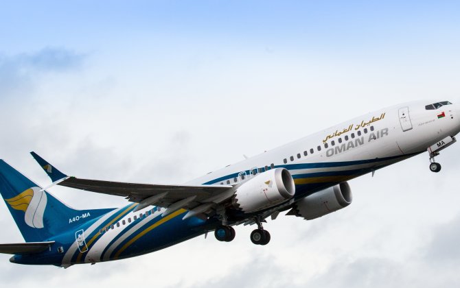 Boeing Delivers First 737 MAX for Oman Air