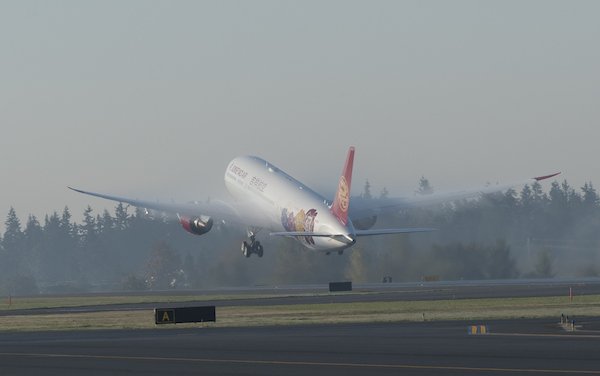 Boeing Delivers First 787-9 Dreamliner to Juneyao Airlines