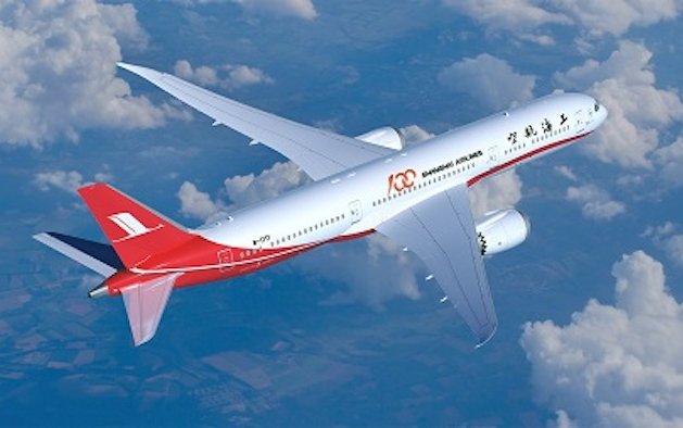 Boeing Delivers First 787 Dreamliner for Shanghai Airlines