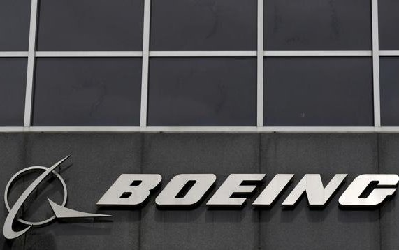 Boeing studying pilotless airplanes