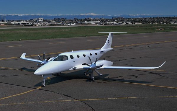 Bye Aerospace eFlyer 800 reaches 135 purchase deposits and option agreements