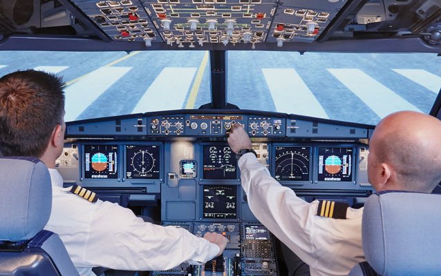 CAE signs training solutions contracts valued at more than C$375 million