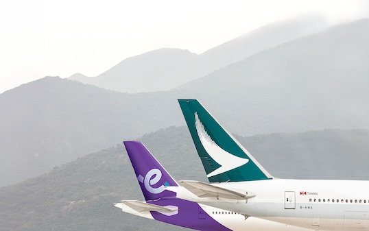 Cathay Group surpasses the 100,000-passenger milestone on a single day