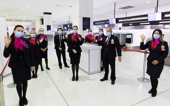 Cheers & tears - Qantas International flights take-off 