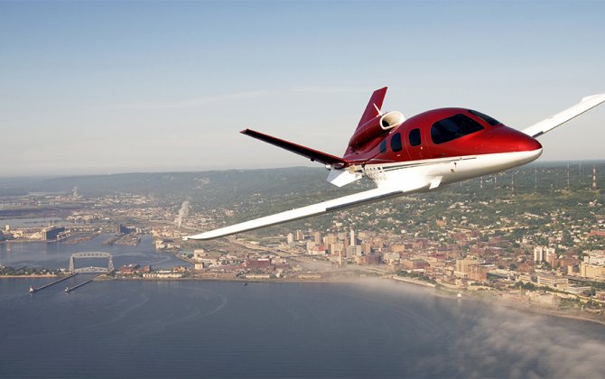 Cirrus Aircraft delivers strong 2015 performance as Vision Jet accelerates towards first customer delivery