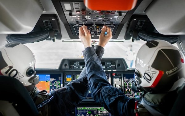 Dassault Falcon 10X makes maiden flight