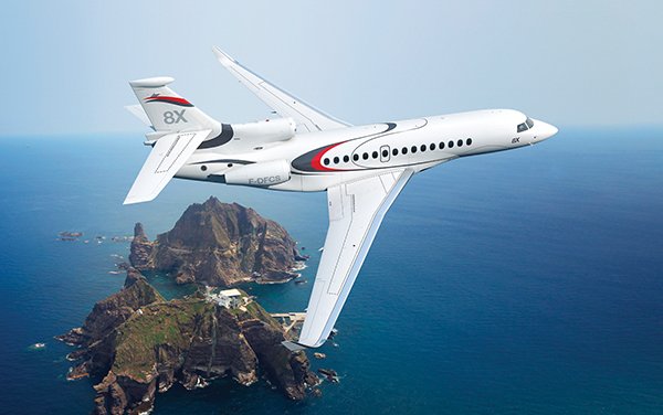 Dassault&rsquo;s Falcon 8X Makes Initial Appearance at LABACE