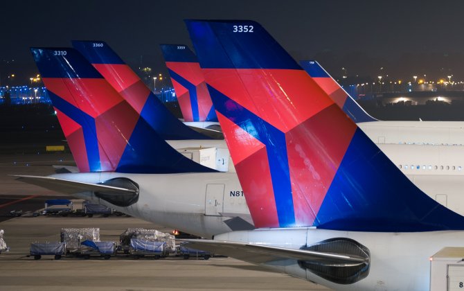 Delta Flight Attendants Fight, Plane Makes Unscheduled Landing 