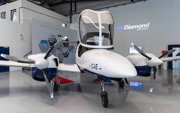 Diamond Aircraft completed major DA42 fleet delivery to CAE, signs further deal for six new DA40 aircraft