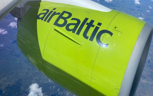 Discovery roundtrip on Airbus A220-300 with airBaltic