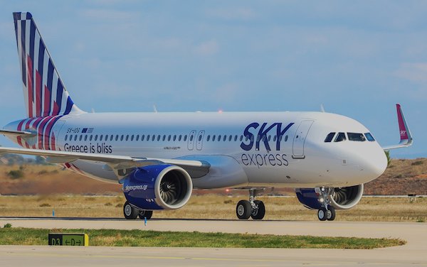 Dohop integrates SKY express on Worldwide by easyJet