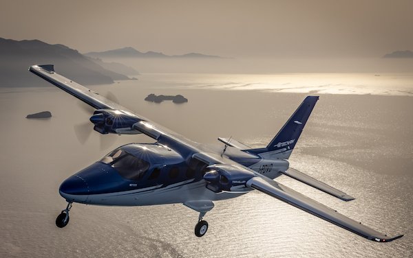Driving innovative passenger network - Tecnam partners with flyvbird