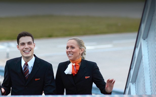 easyJet to recruit more than 1,200 new cabin crew