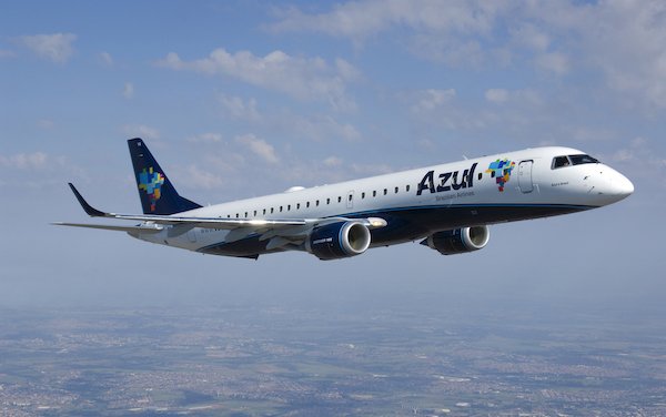 Embraer and Azul Sign Repair Management Program to Support E190 and E195 fleet